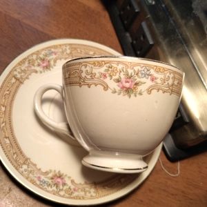 VTG HOMER LAUGHLIN TEACUP & SAUCER EGGSHELL NAUTILUS  K 47 ND crm w pink floral